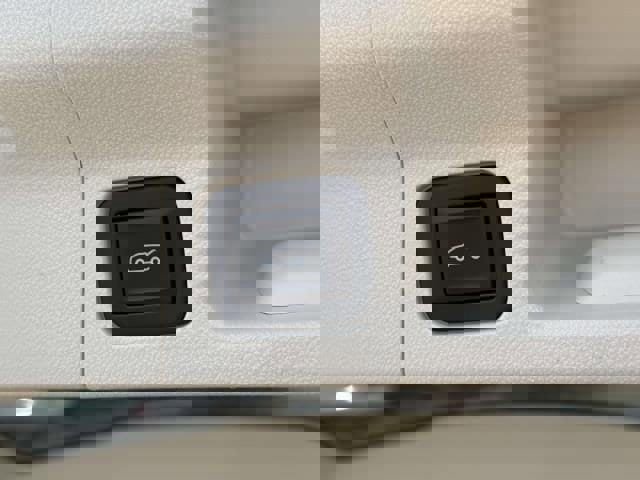 Used 2023 GMC Acadia Denali w/ Denali Ultimate Package image 11