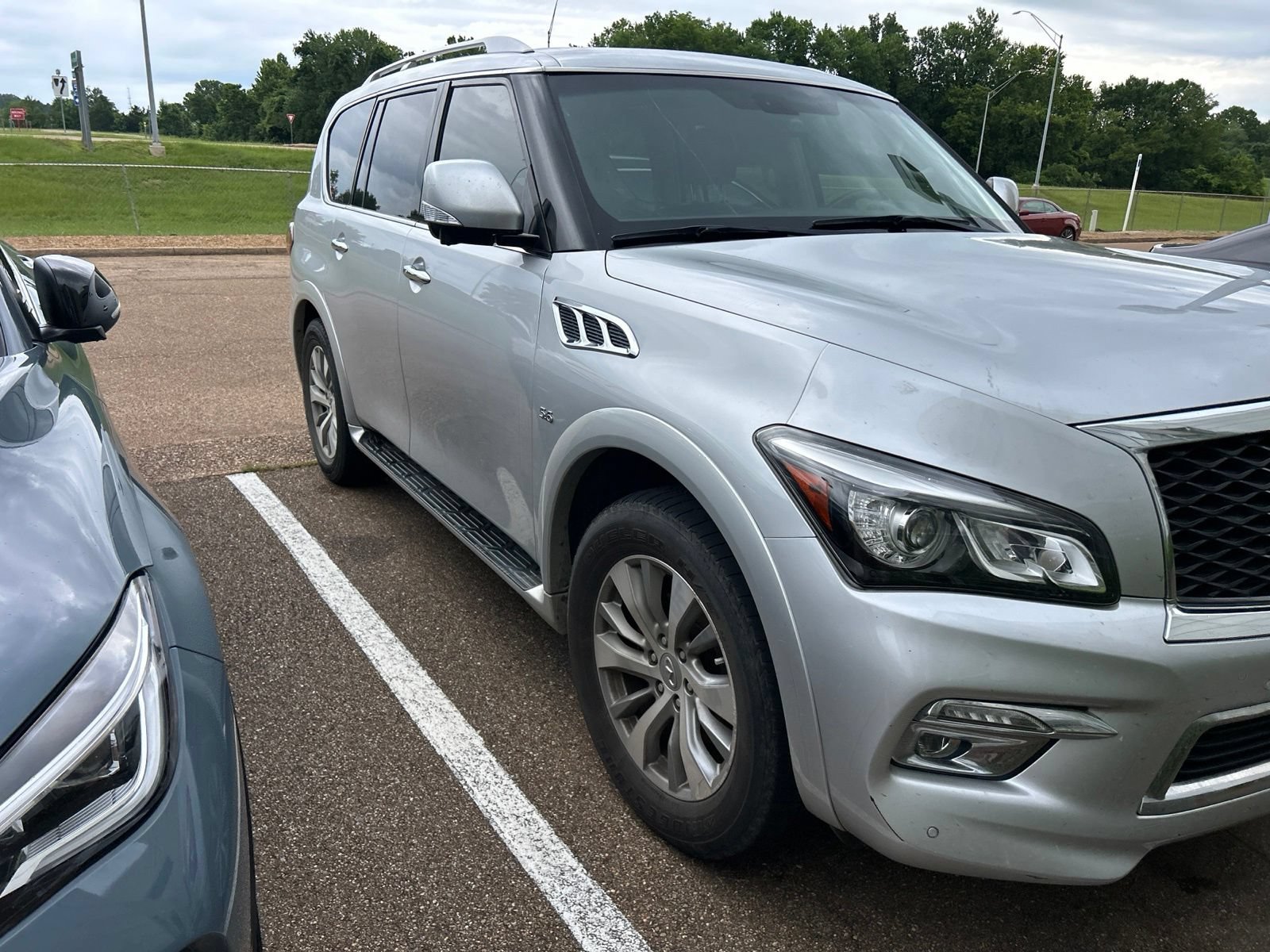 Used 2017 INFINITI QX80 2WD image 10