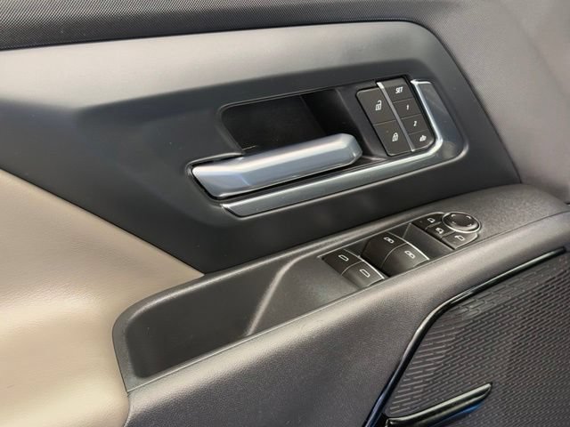 Used 2026 Chevrolet Silverado EV Trail Boss AWD/4WD image 19