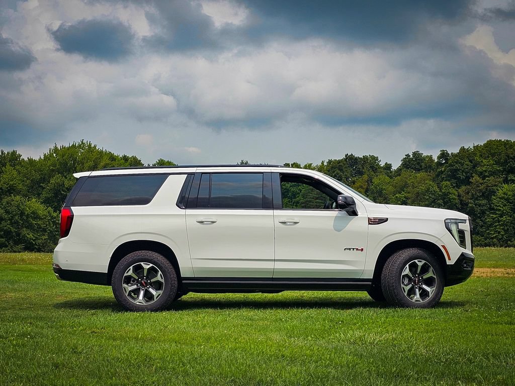 New 2026 GMC Yukon XL AT4 Ultimate w/ LPO, Floor Liner Package AWD/4WD image 2