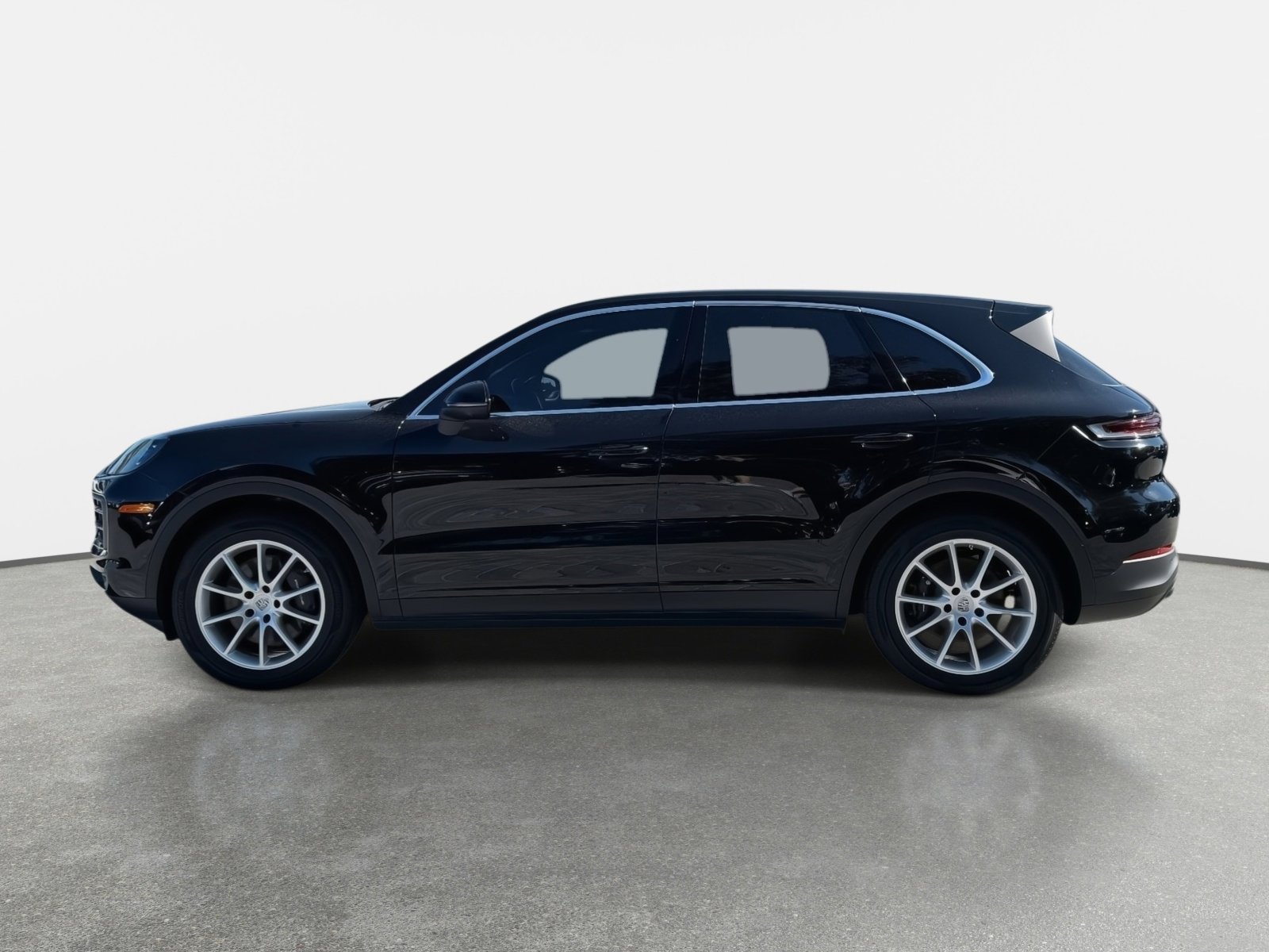 Used 2024 Porsche Cayenne image 6