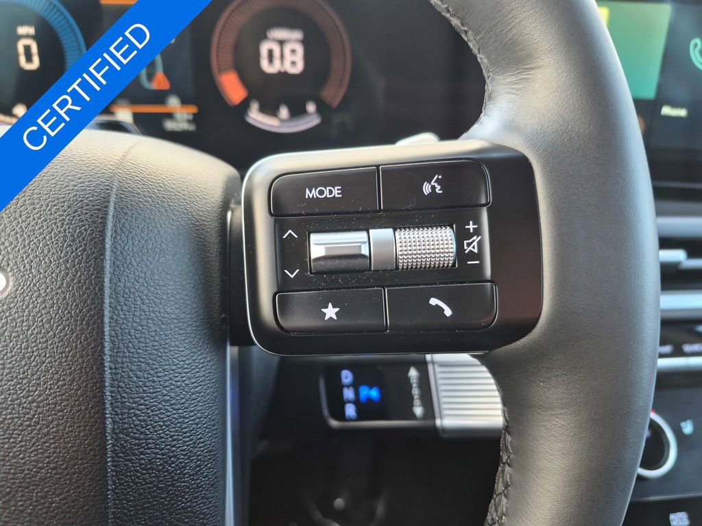 Used 2025 Hyundai Santa Fe SEL image 14