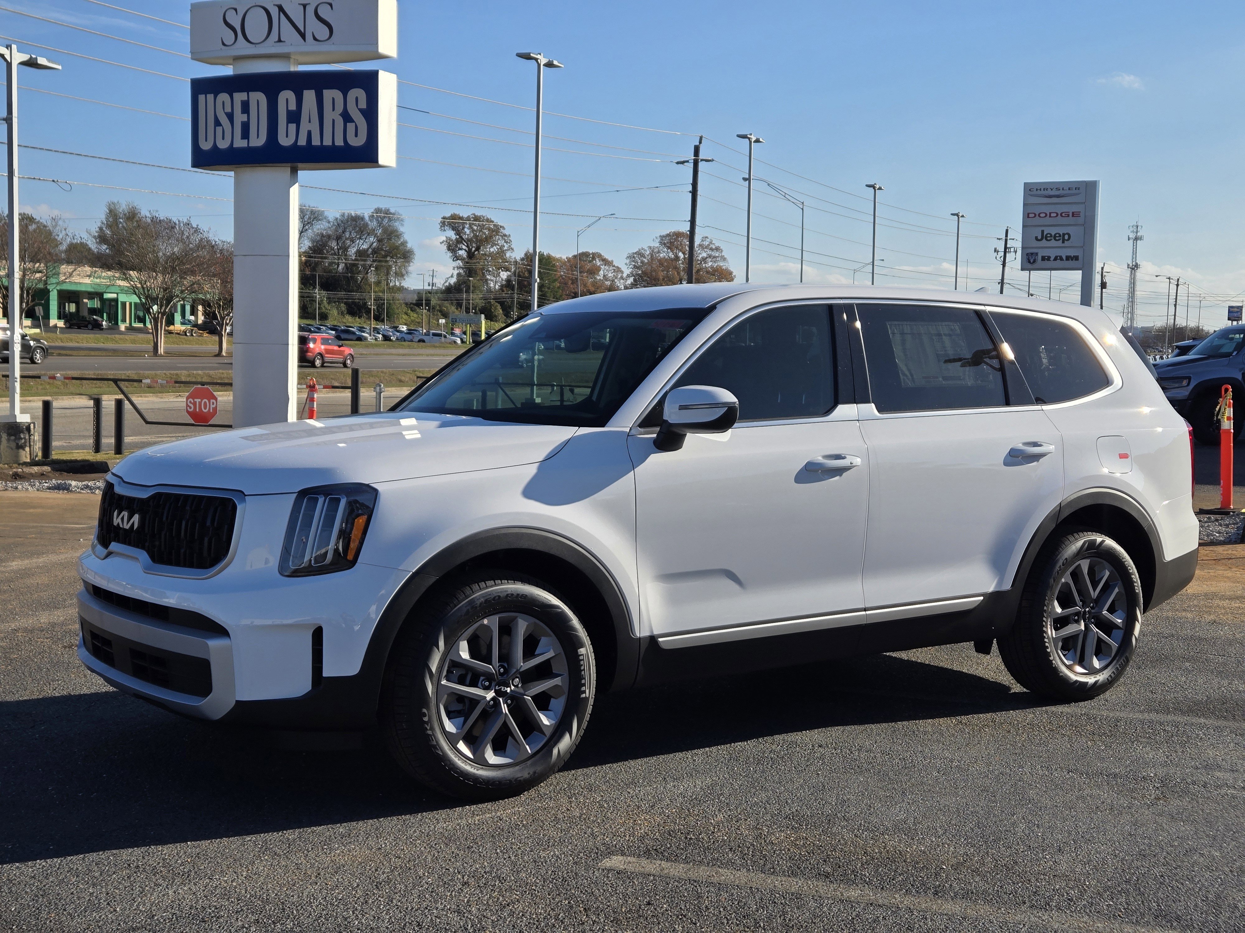 New 2025 Kia Telluride LX