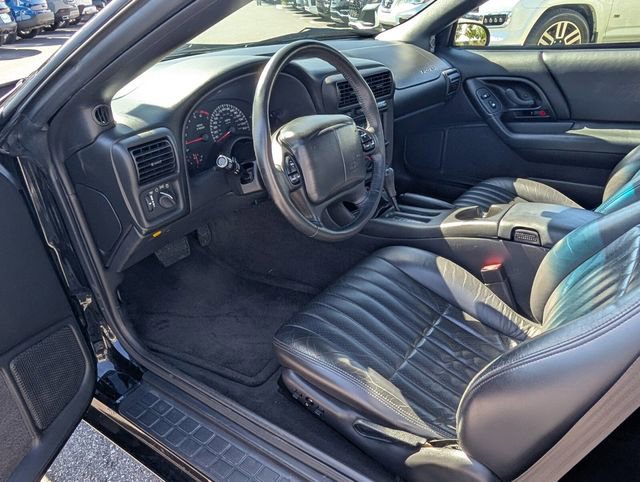 Used 2002 Chevrolet Camaro Z28 w/ SS Performance/Appearance Pkg image 6