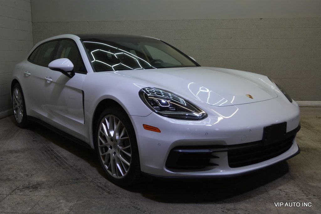 Used 2018 Porsche Panamera 4 AWD/4WD image 1