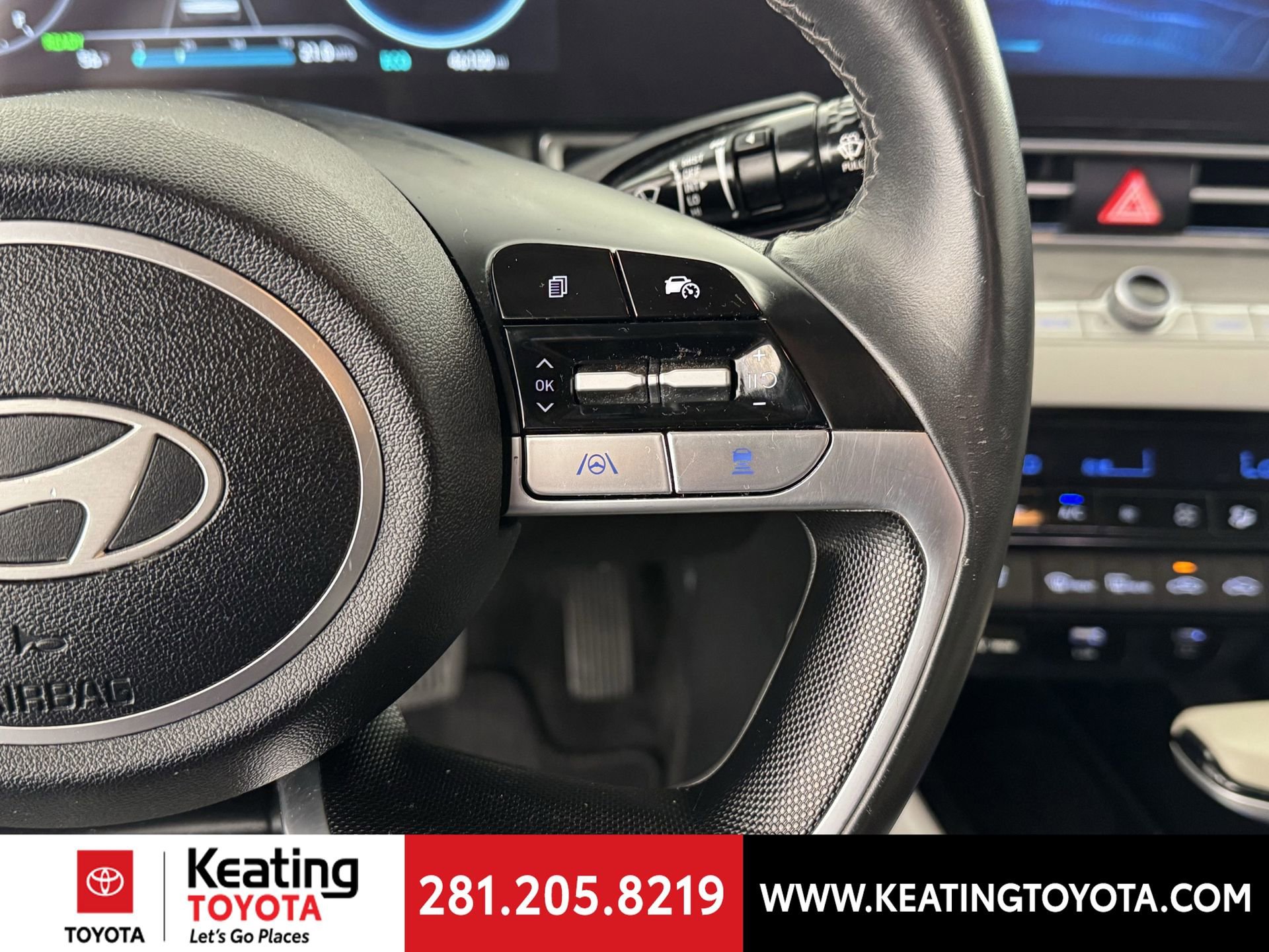 Used 2025 Hyundai Elantra Limited image 28