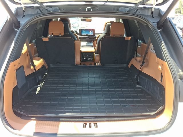 Used 2025 Lincoln Aviator Black Label w/ Black Label Special Edition AWD/4WD image 25