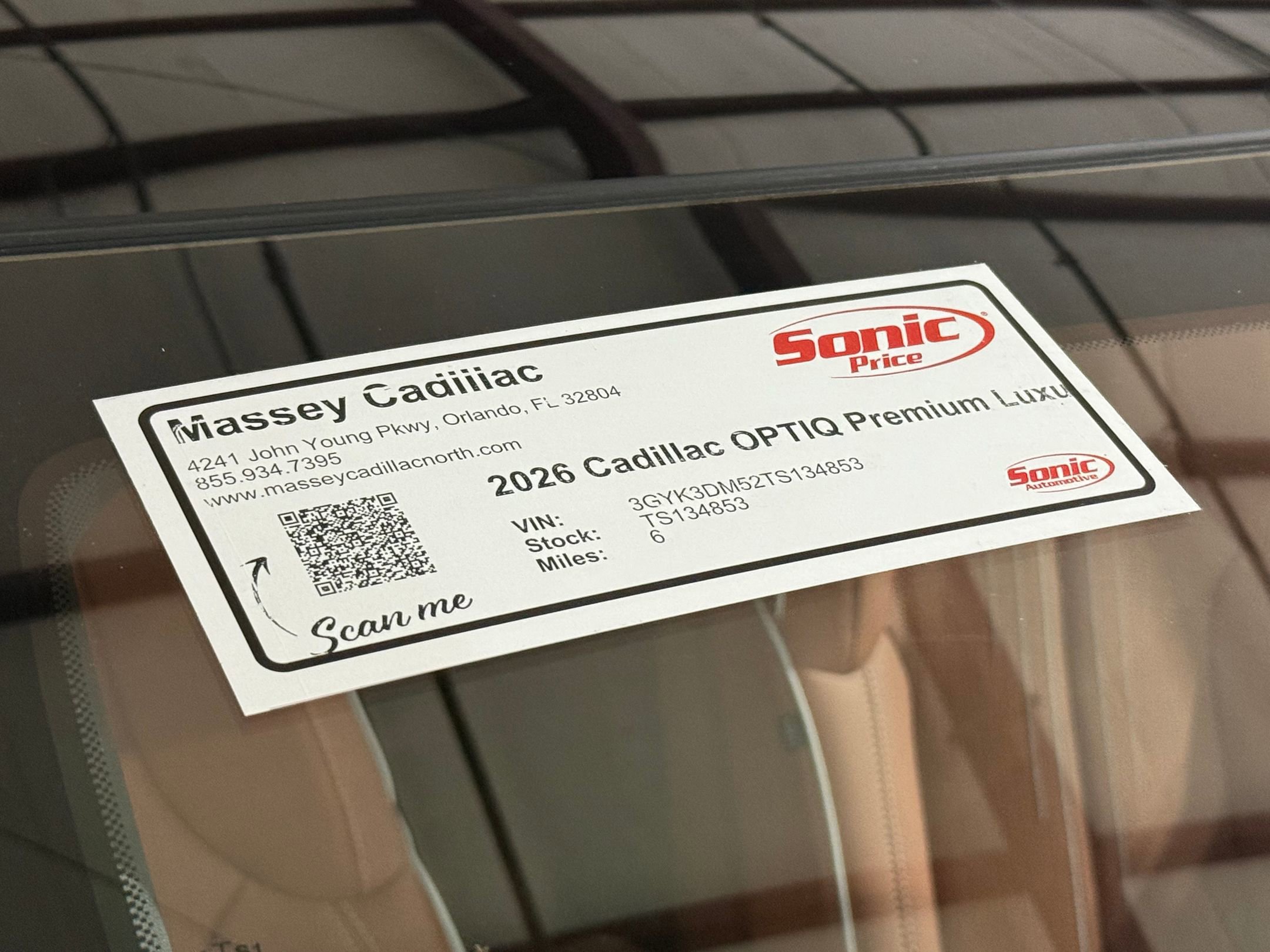 New 2026 Cadillac Optiq Luxury 2 image 17