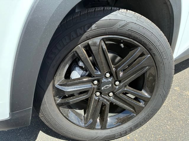 Used 2025 Chevrolet Trax ACTIV FWD image 10
