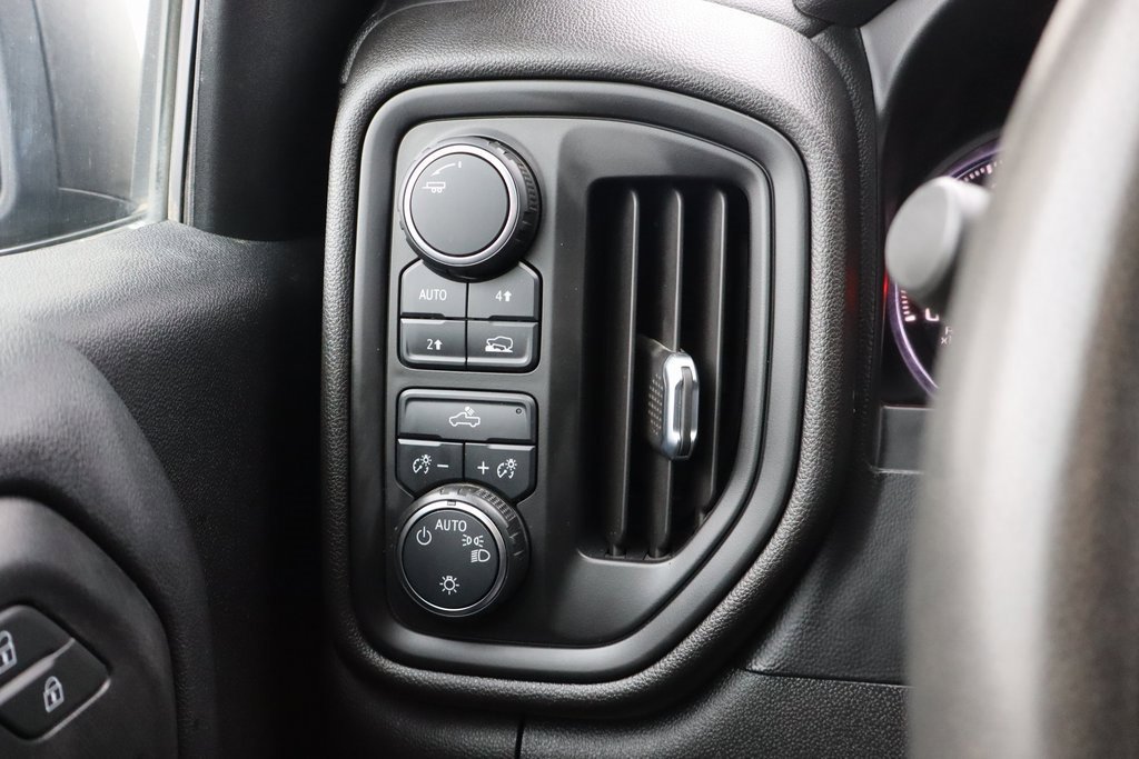 Used 2021 Chevrolet Silverado 1500 Custom image 7