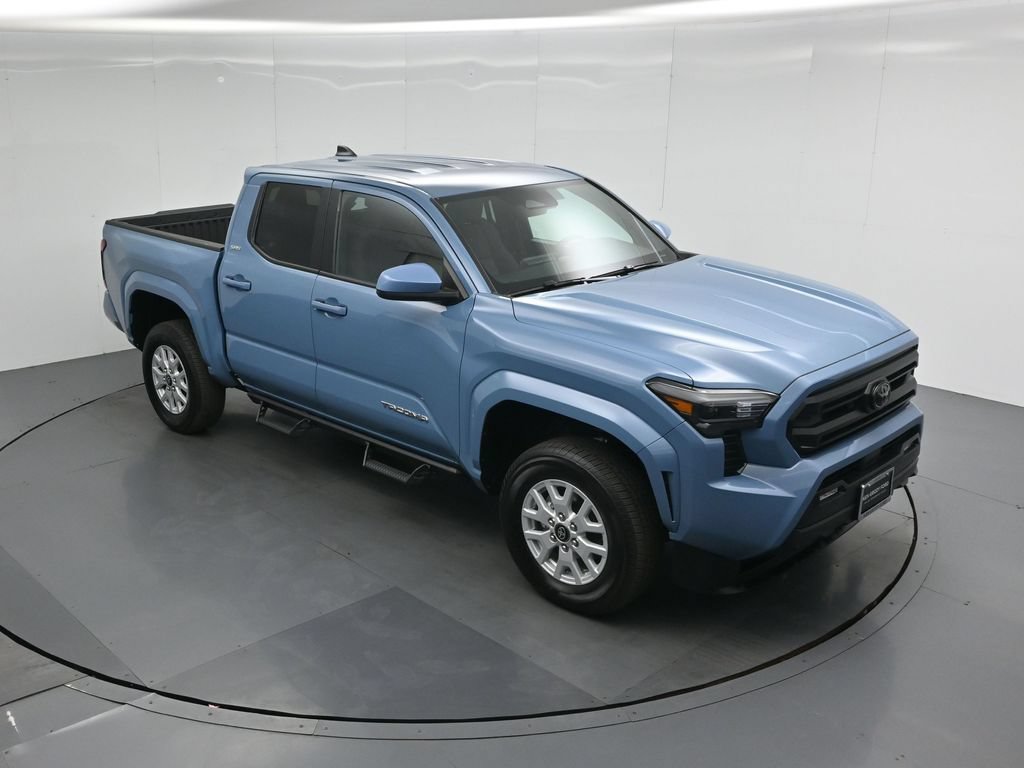 Used 2026 Toyota Tacoma SR5 AWD/4WD image 37
