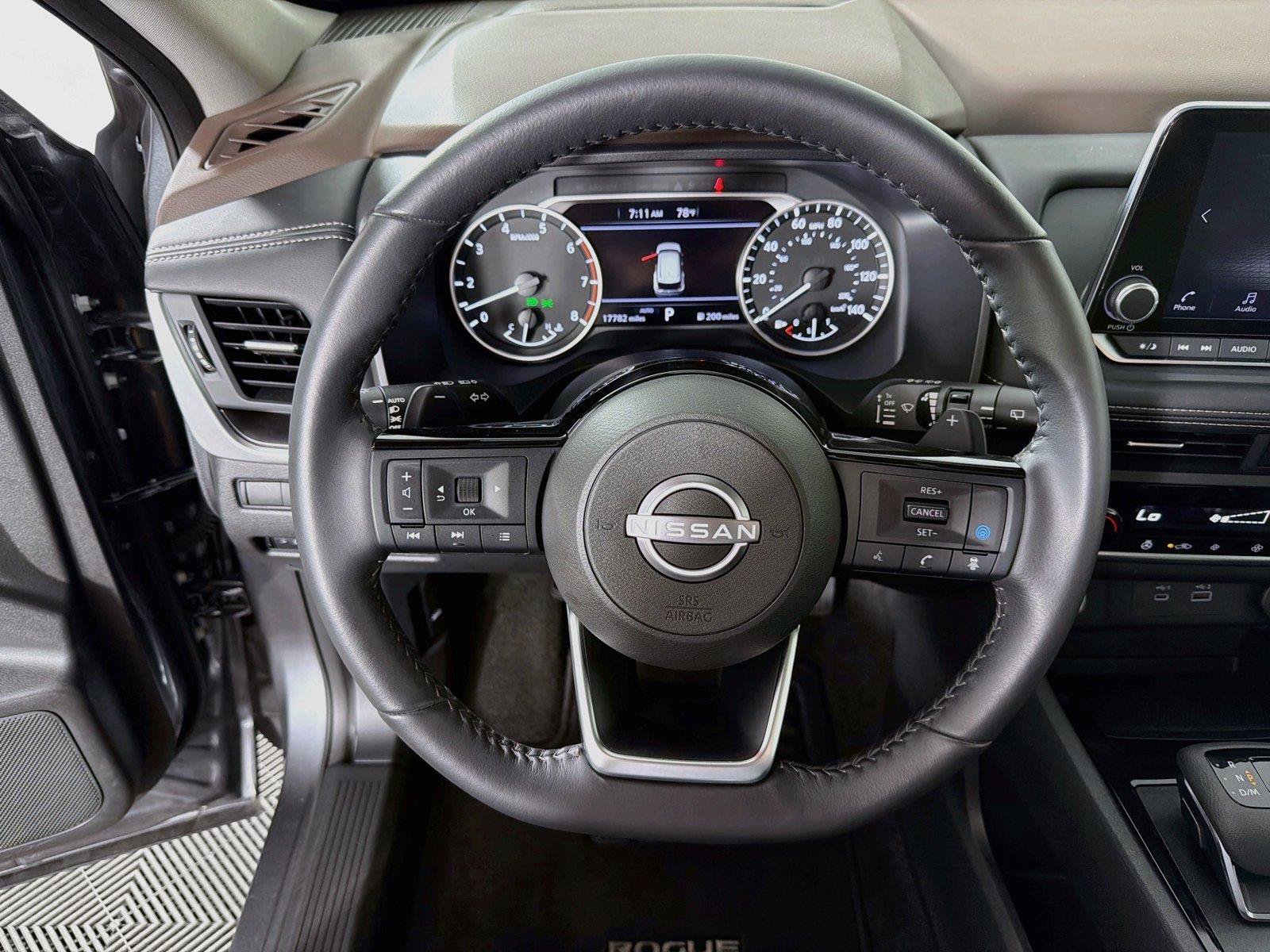 Used 2023 Nissan Rogue SV w/ SV Premium B Package AWD/4WD image 3