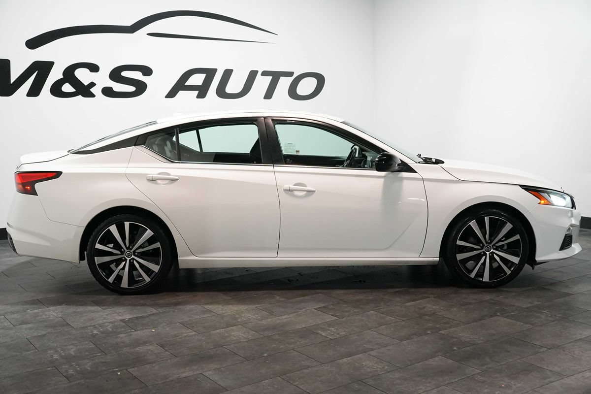 Used 2022 Nissan Altima 2.5 SR FWD image 8