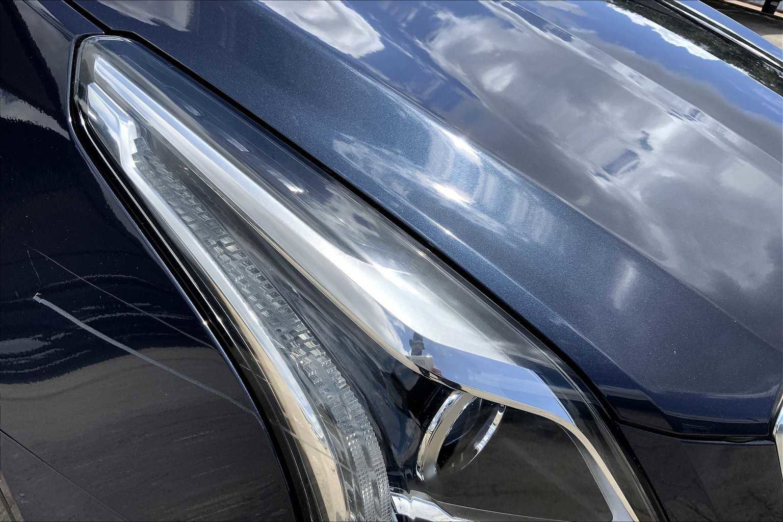 Used 2018 Cadillac XT5 Luxury w/ Driver Awareness Package image 50