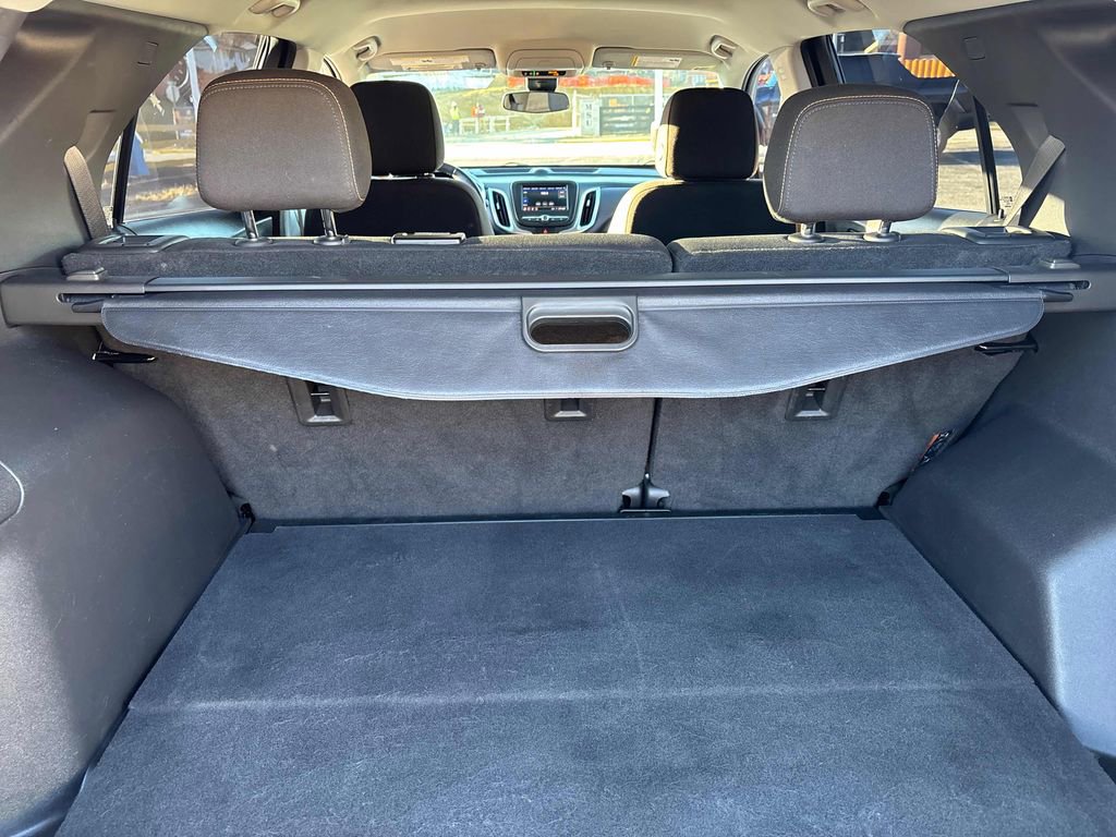 Used 2021 Chevrolet Equinox LT w/ Driver Convenience Package image 42