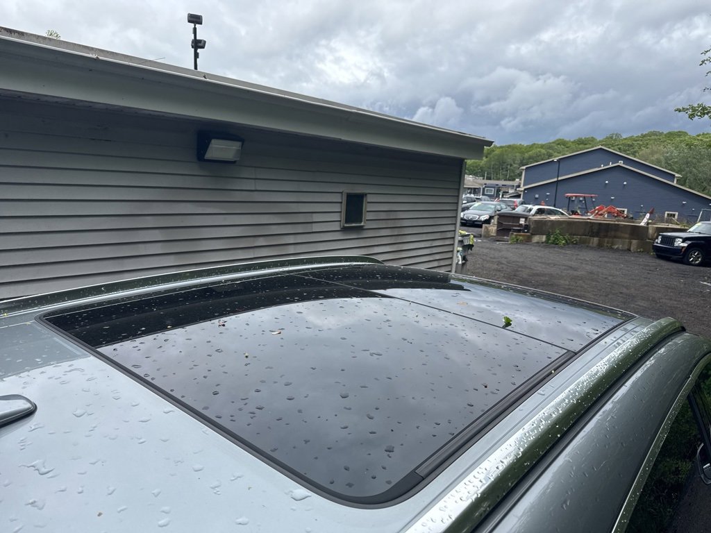 Used 2018 Bentley Bentayga Activity image 39