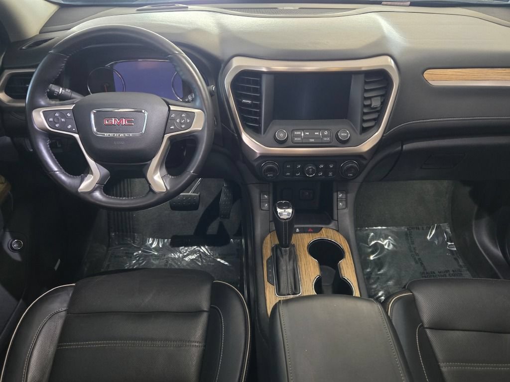 Certified 2018 GMC Acadia Denali w/ Technology Package AWD/4WD image 20