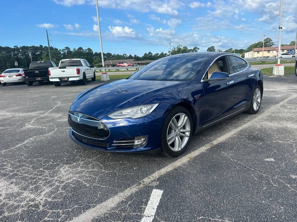 Used 2016 Tesla Model S 70 RWD image 7