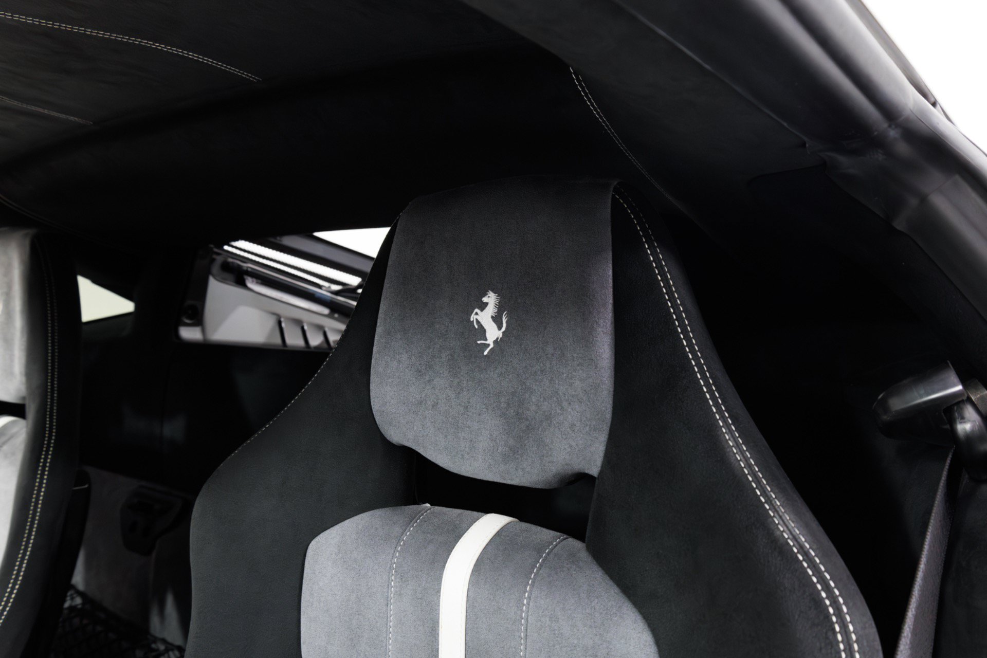 Used 2020 Ferrari 488 Pista Coupe RWD image 15