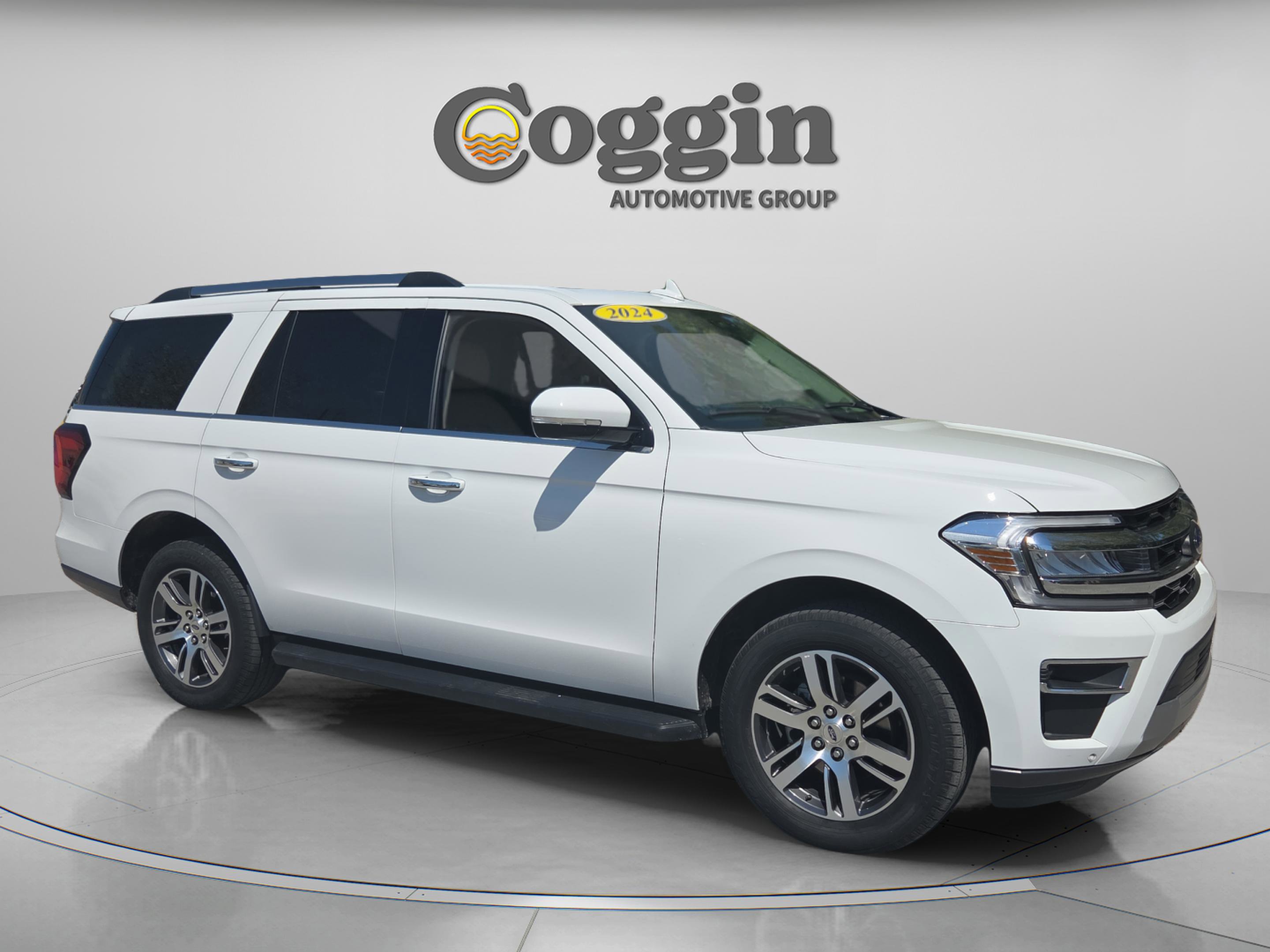 Used 2024 Ford Expedition Limited image 7