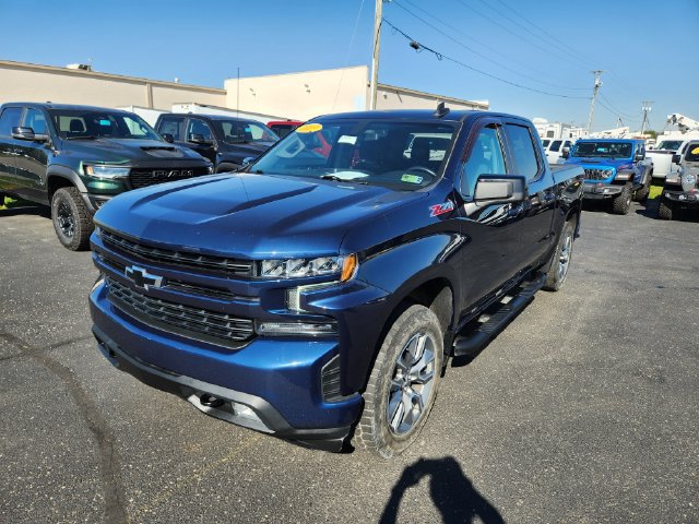 Used 2021 Chevrolet Silverado 1500 RST w/ Z71 Off-Road Package AWD/4WD image 3