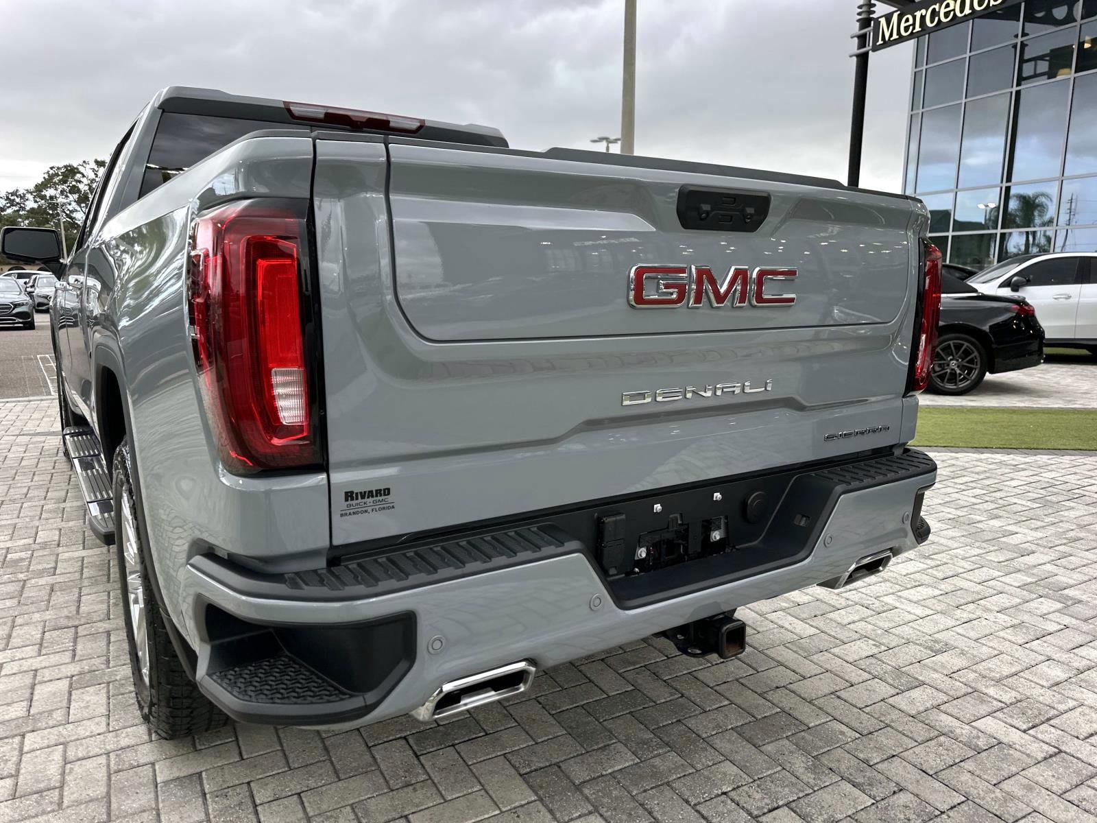 Used 2025 GMC Sierra 1500 Denali image 10