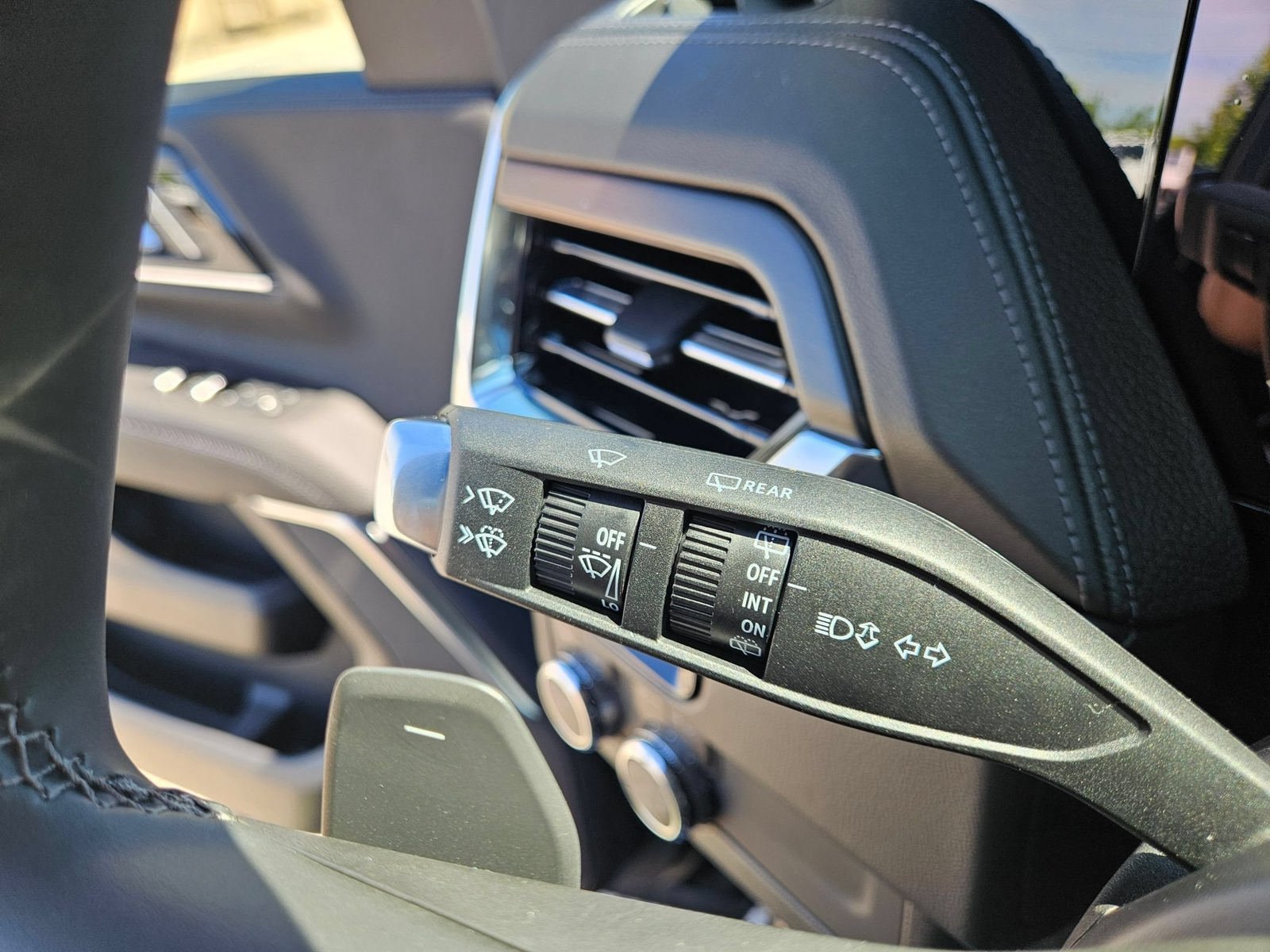 New 2026 GMC Yukon Denali AWD/4WD image 14