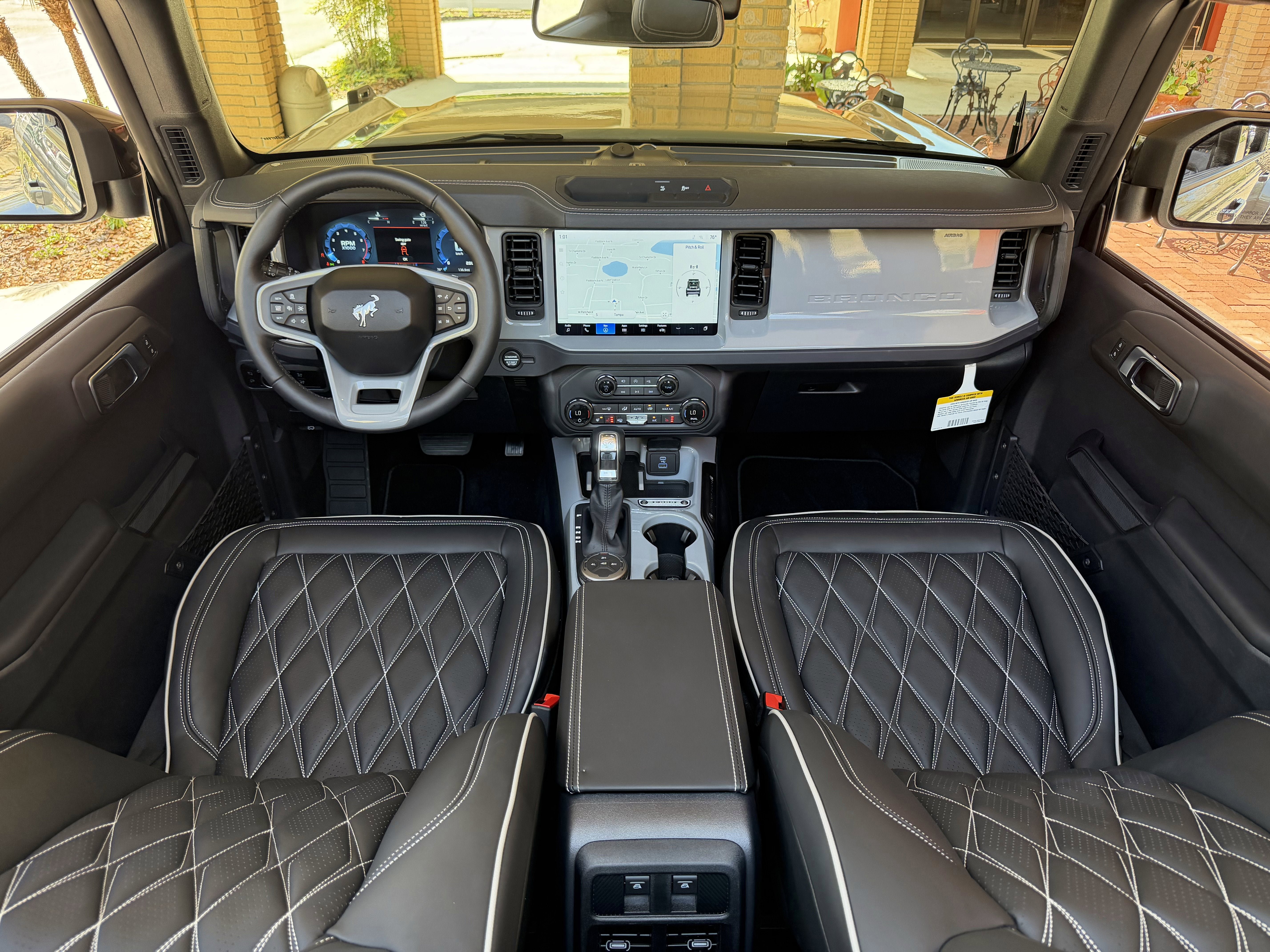 Used 2025 Ford Bronco Outer Banks AWD/4WD image 26