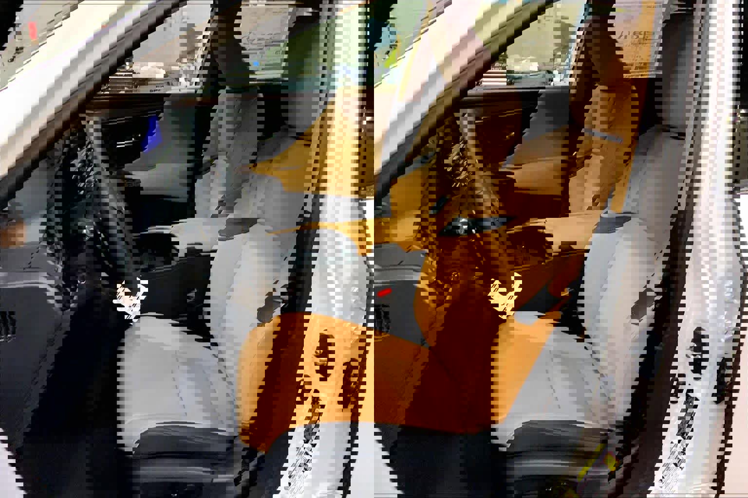 New 2025 Lexus ES 350 w/ Premium Package image 9