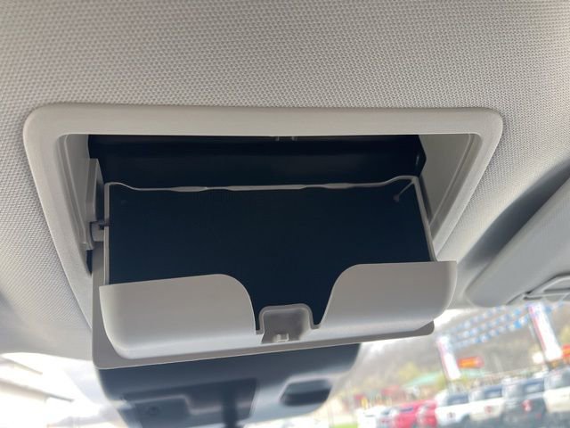 New 2026 Ford Maverick Lariat w/ Black Appearance Package image 33