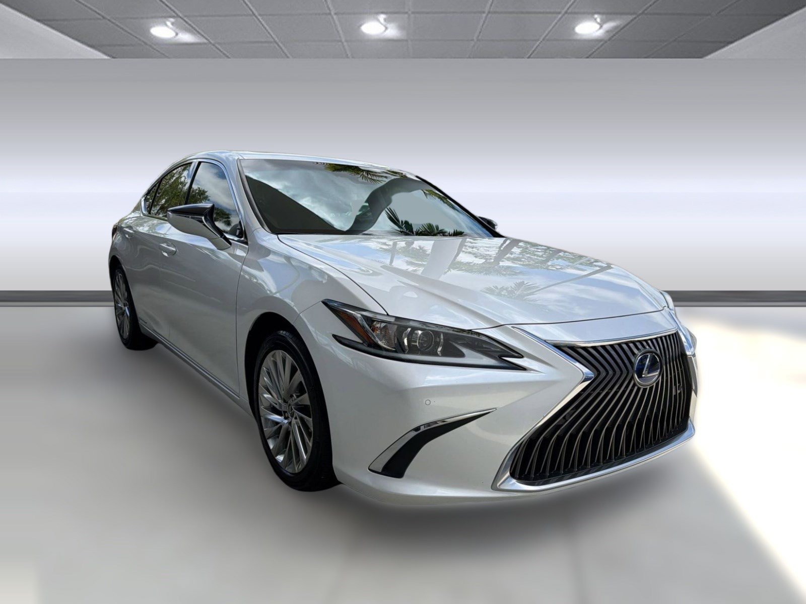 Used 2021 Lexus ES 300h w/ Accessory Package FWD image 7