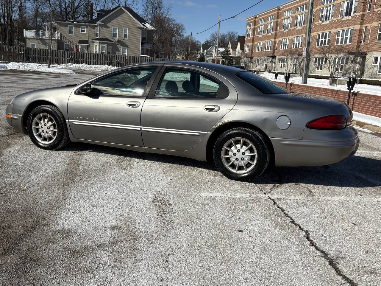 Used 1998 Chrysler Concorde LXi FWD image 13