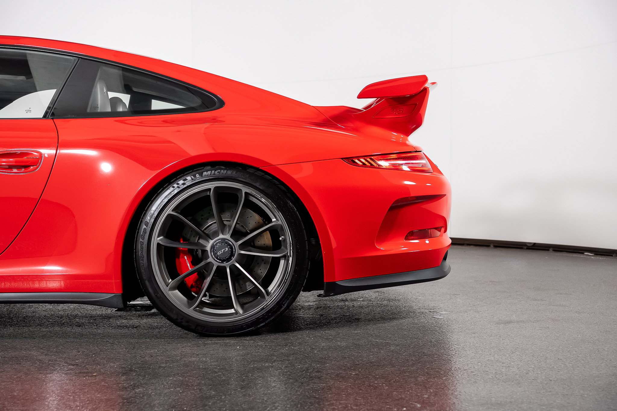 Used 2015 Porsche 911 GT3 RWD image 18
