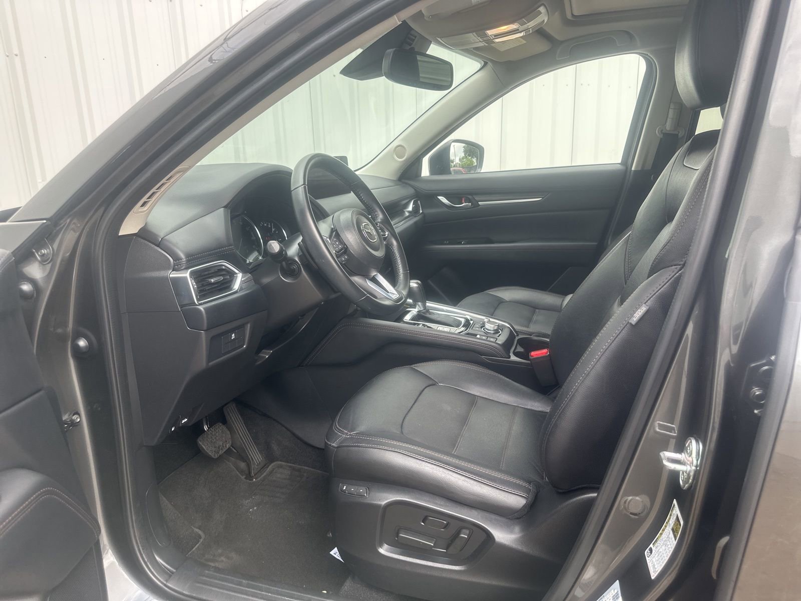 Used 2023 MAZDA CX-5 AWD 2.5 S w/ Premium Package image 9