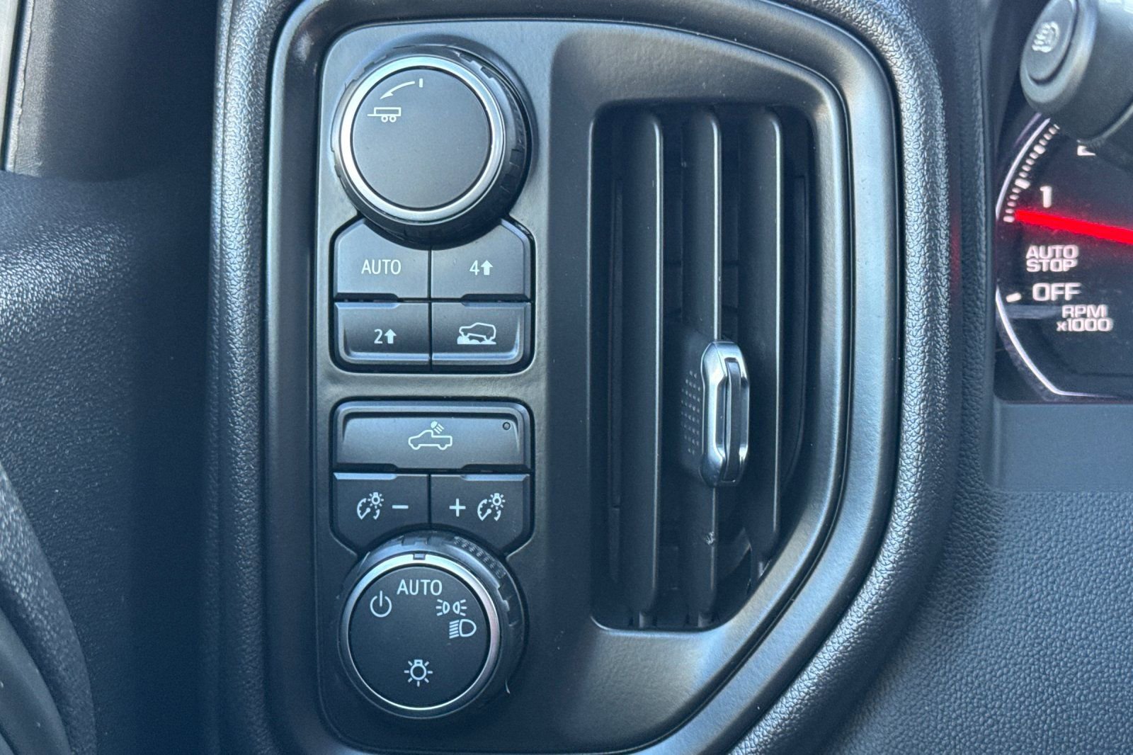 Used 2022 Chevrolet Silverado 1500 W/T w/ WT Value Package image 27