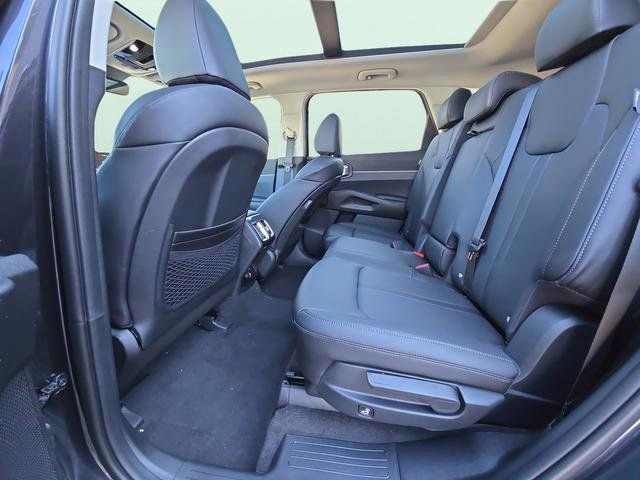 New 2026 Kia Sorento S image 19