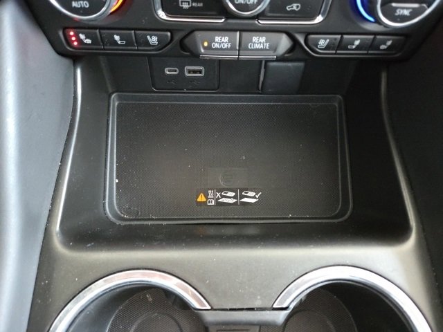 Used 2023 Chevrolet Tahoe High Country image 16