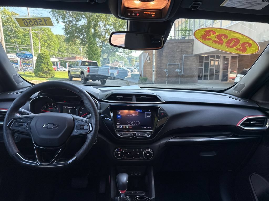 Used 2023 Chevrolet TrailBlazer RS w/ Convenience Package AWD/4WD image 20