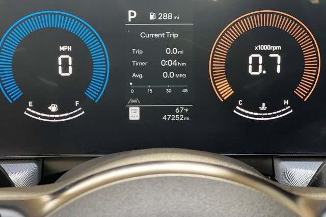 Used 2025 Hyundai Sonata SEL FWD image 30