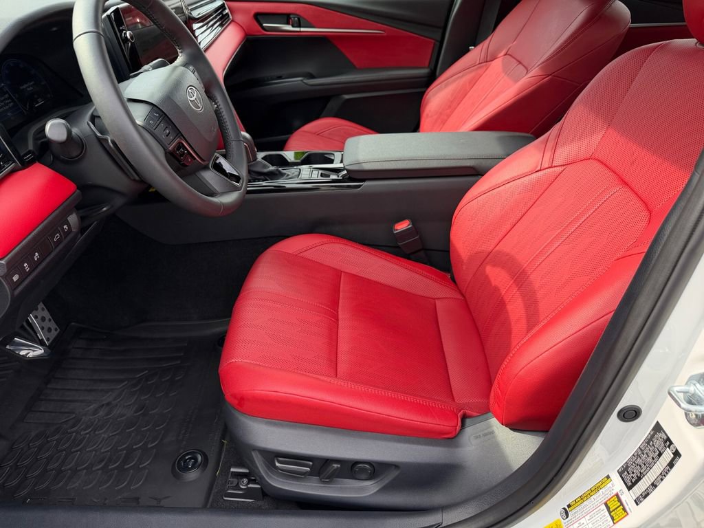 Used 2025 Toyota Camry XSE image 24