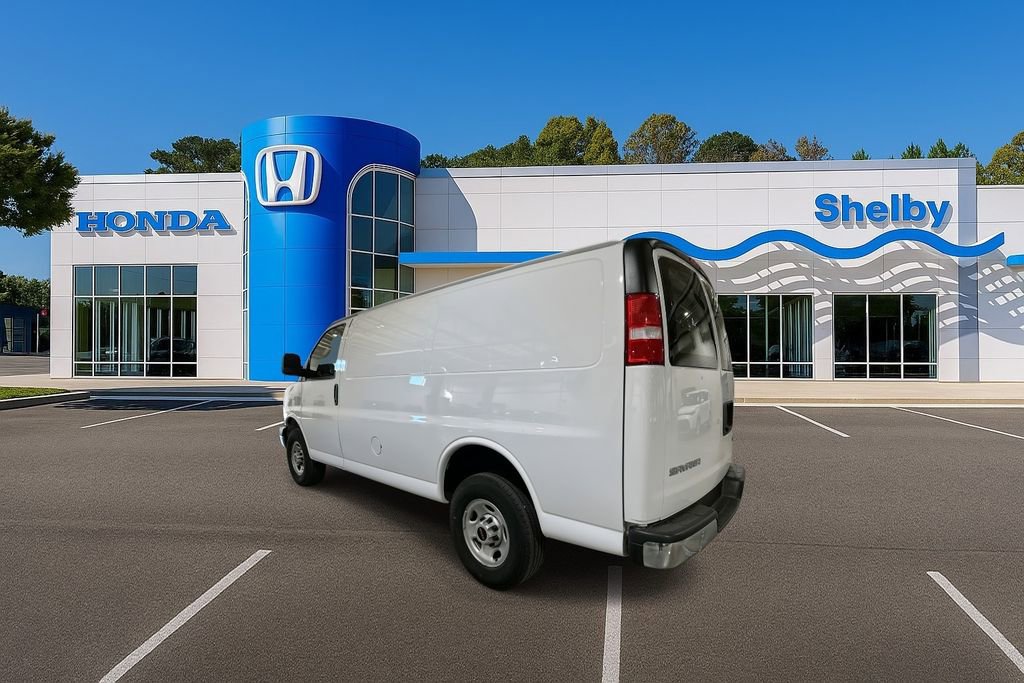 Used 2024 GMC Savana 2500 w/ Driver Convenience Package image 6