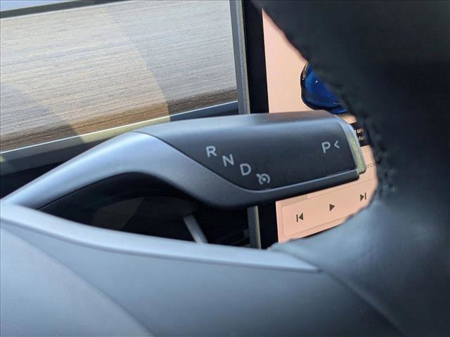 Used 2019 Tesla Model 3 Standard Range Plus image 11