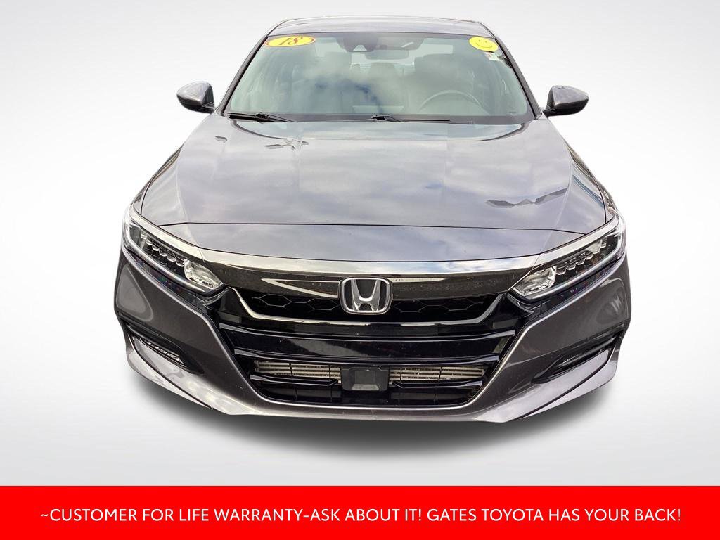 Used 2018 Honda Accord Sport image 2