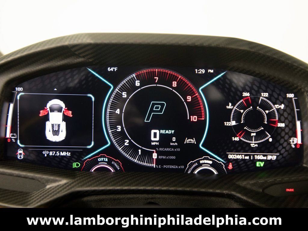 Used 2024 Lamborghini Revuelto image 19