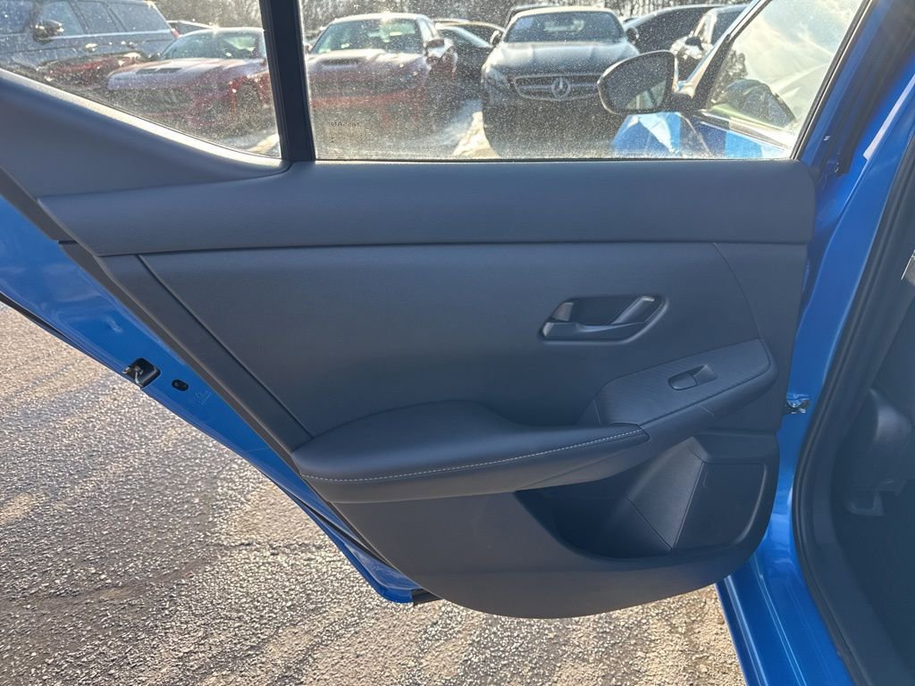 Used 2025 Nissan Sentra SV image 24