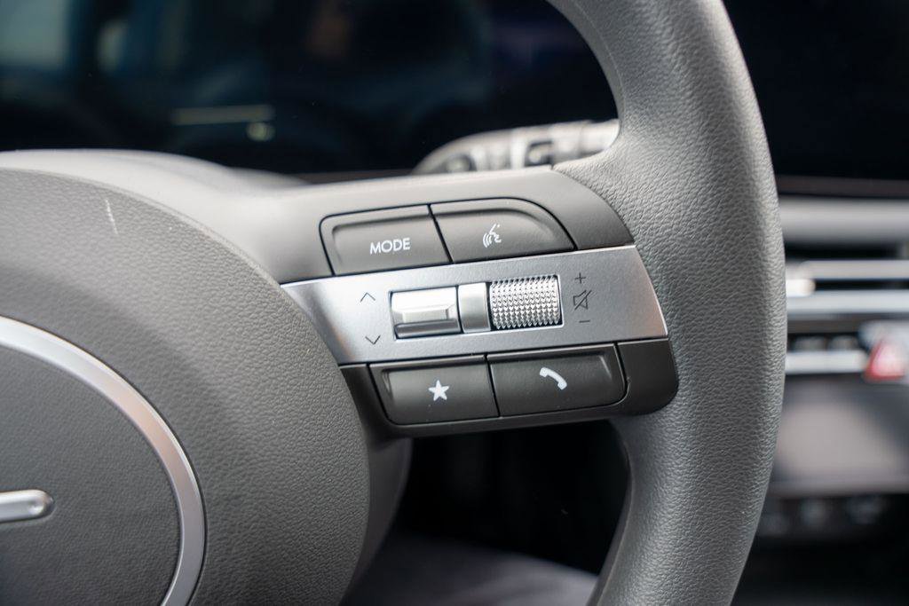 New 2026 Hyundai Tucson SEL image 21