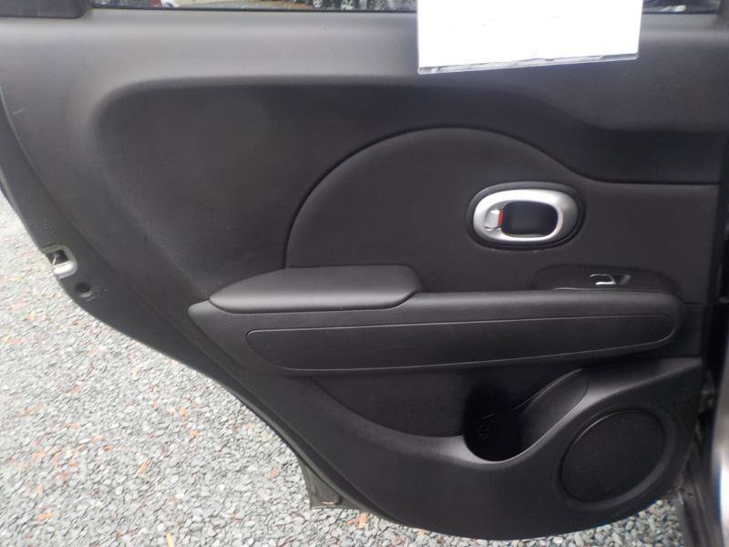 Used 2018 Kia Soul w/ Convenience Package image 19