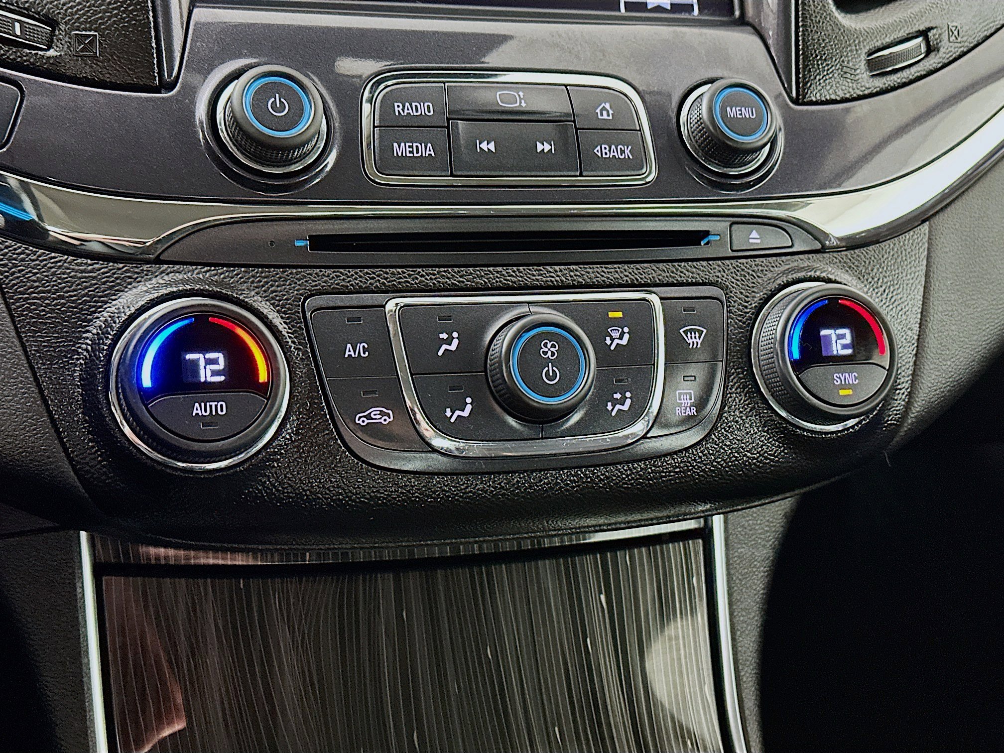 Used 2017 Chevrolet Impala Premier image 15