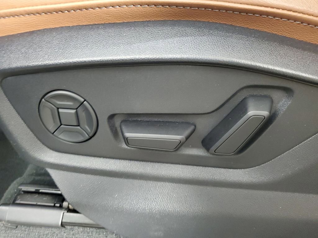 Used 2025 Audi Q7 3.0T Premium Plus image 20