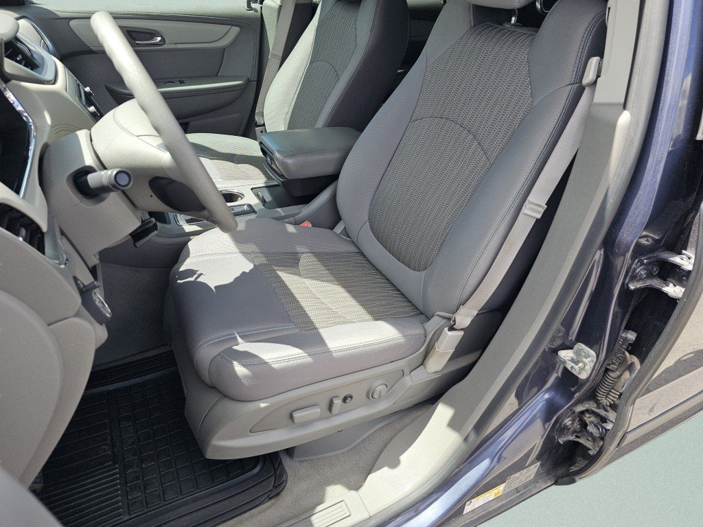 Used 2013 Chevrolet Traverse LS AWD/4WD image 6